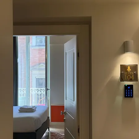 Bellavitarooms-fiore Di Maggio Luxury 4* מטרה