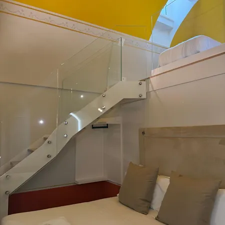 Bellavitarooms-fiore Di Maggio Luxury 4* מטרה