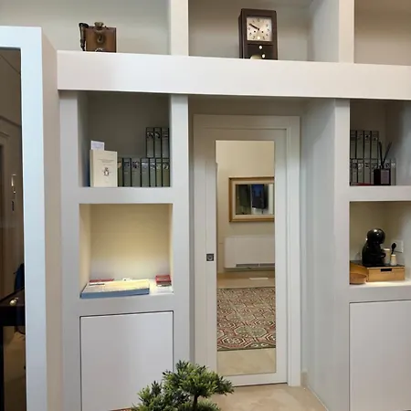 בית הארחה Bellavitarooms-fiore Di Maggio Luxury 4*