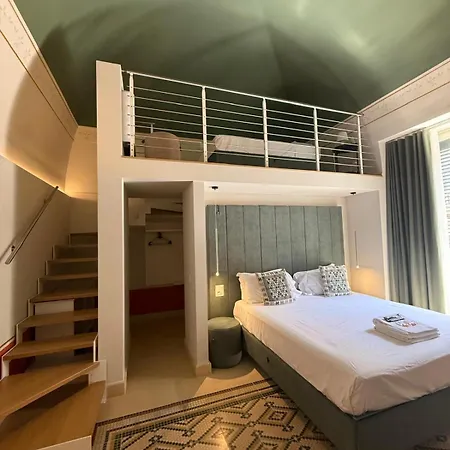 Bellavitarooms-fiore Di Maggio Luxury 4* מטרה