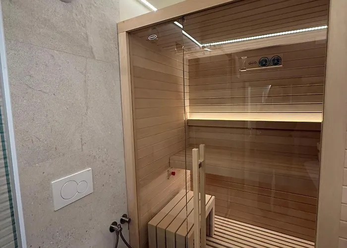 Bellavitarooms-fiore Di Maggio Matera