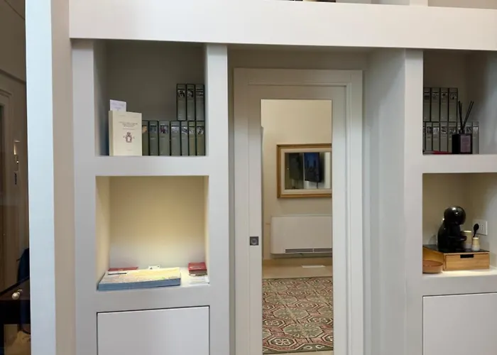 Guest house Bellavitarooms-fiore Di Maggio 4*